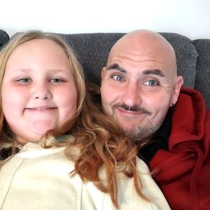 Meet your Posher, Justin. I sell all kinds of things, from jewelry to antiques.